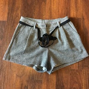 LC Lauren Conrad Dress Shorts Size 6